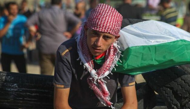 ”La solución de los dos Estados es un cliché pensado por Occidente que no contempla la situación real”: el descontento y la radicalización de la juventud palestina