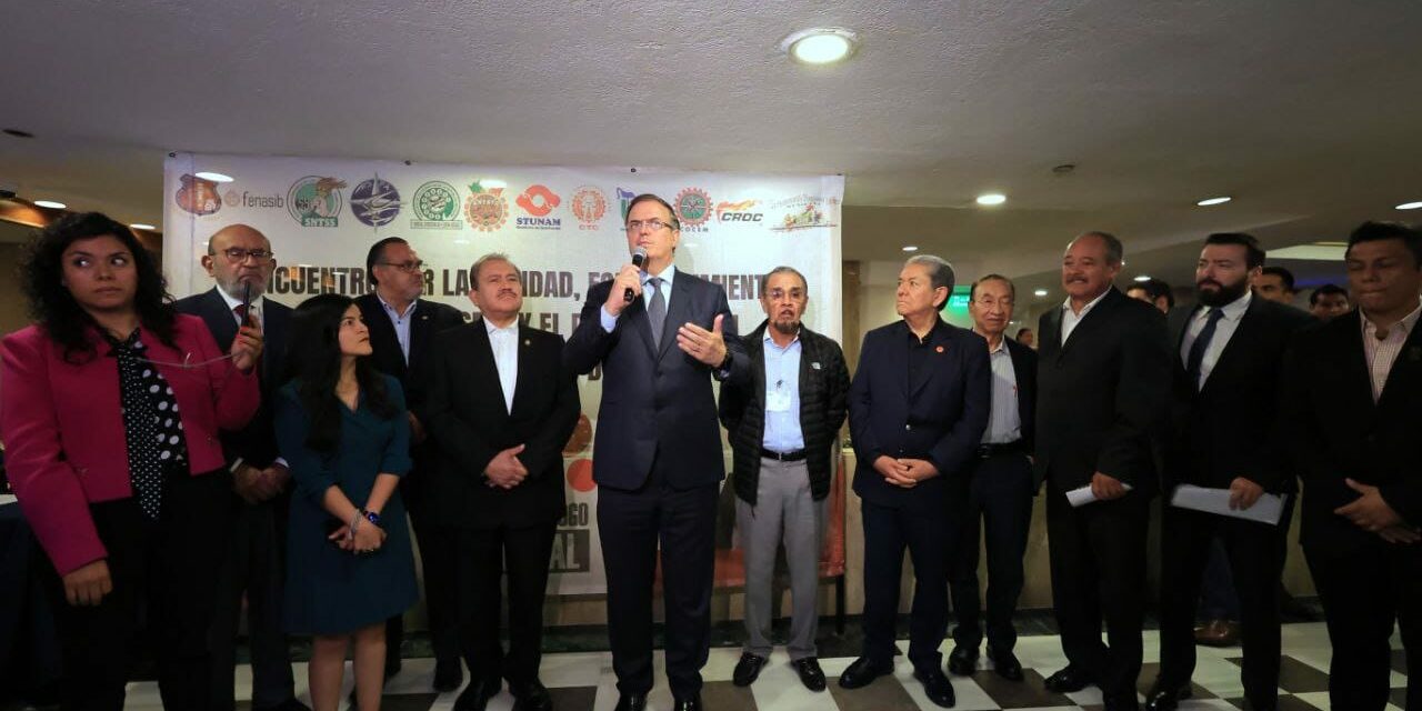 Marcelo Ebrard refuerza alianza con el sector obrero y organizaciones sindicales