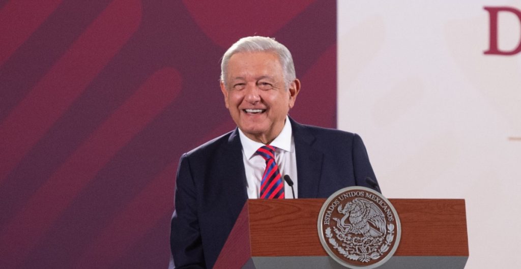 ” Gane la apuesta. Fue una farsa, pura declinación” dijo AMLO al criticar el proceso para designar a Xóchitl Gálvez